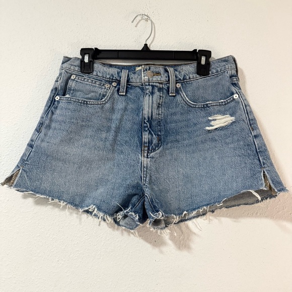 Madewell Relaxed Denim Shorts in Madera Wash: Side-Slit Edition Size 27 - Picture 6 of 14